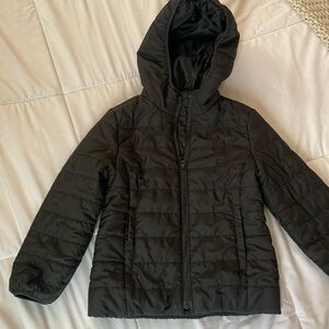 Gap water resistant puffer jacket